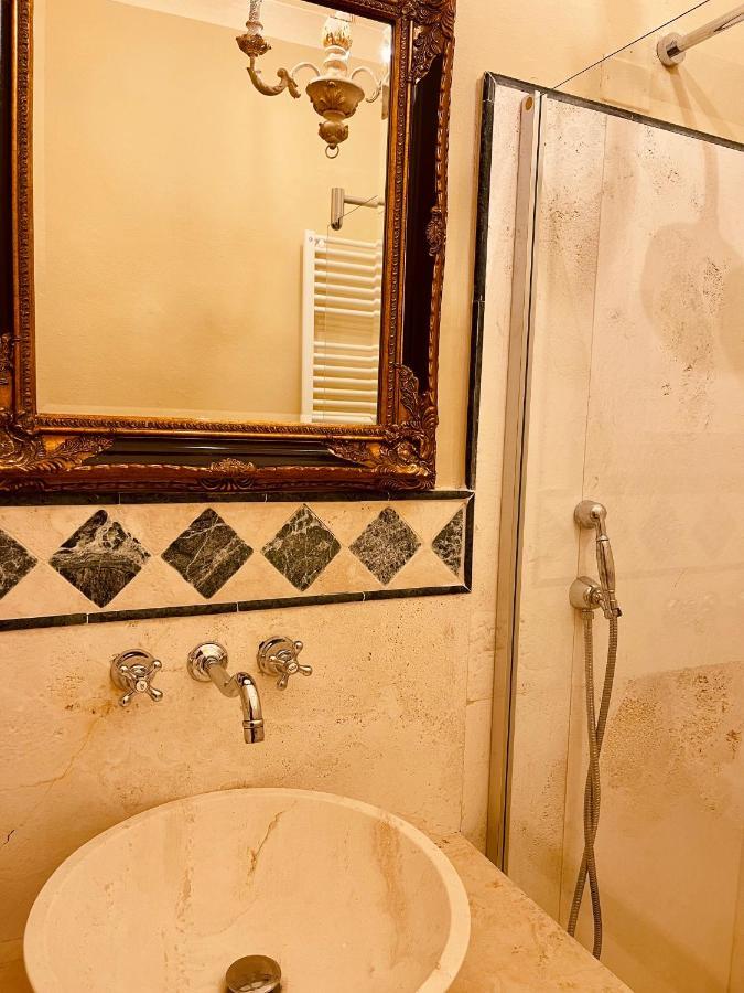 Palazzo Barbini Dimora Storica Aparthotel Castiglione del Lago Exterior foto