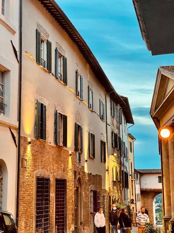 Palazzo Barbini Dimora Storica Aparthotel Castiglione del Lago Exterior foto