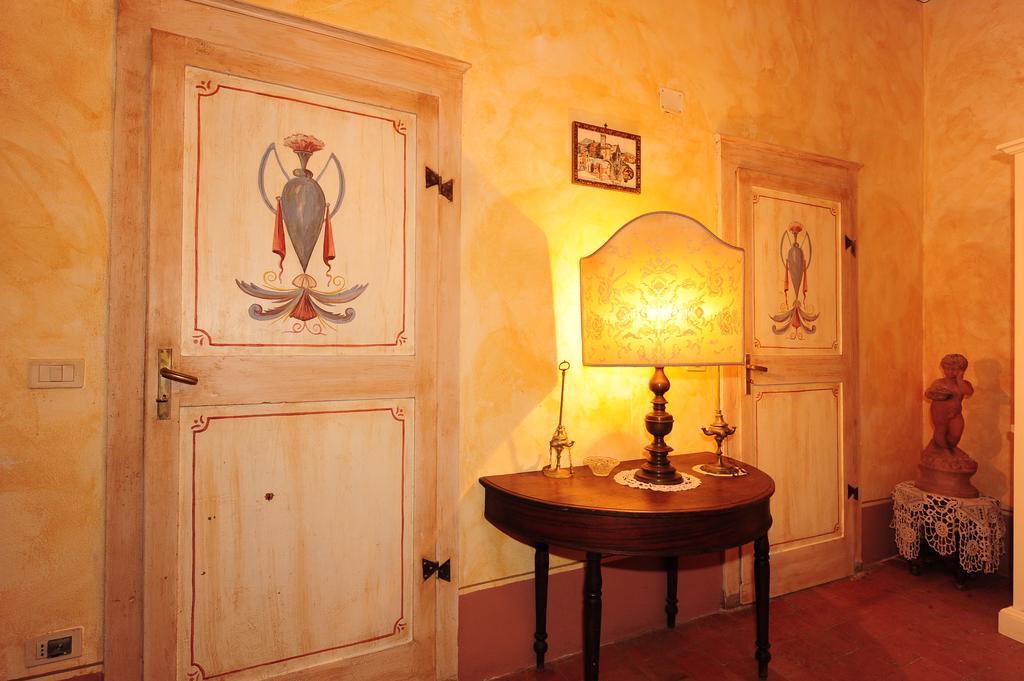 Palazzo Barbini Dimora Storica Aparthotel Castiglione del Lago Exterior foto